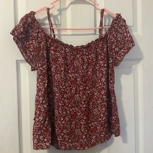 Medium burgundy/ white Floral top